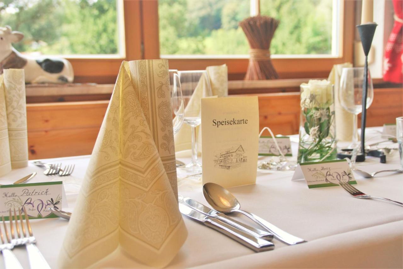 Traditions-Gasthaus Bayrischer Hof Leutkirch im Allgäu Exterior foto